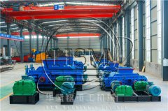 時(shí)產(chǎn)100噸對(duì)輥制砂機(jī)哪里的好呢？哪些廠家值得