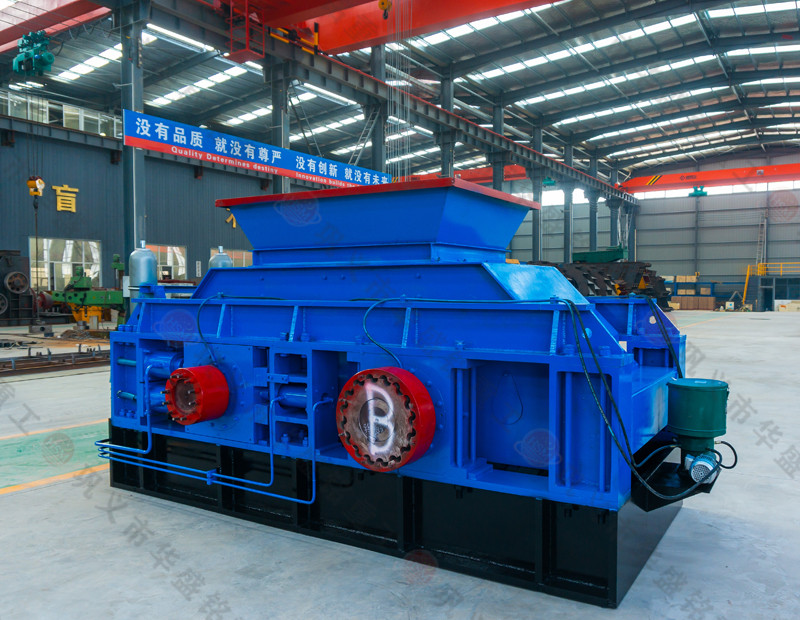 碳素對(duì)輥破碎機(jī)設(shè)備中對(duì)輥的選購(gòu)應(yīng)注意哪些方面？