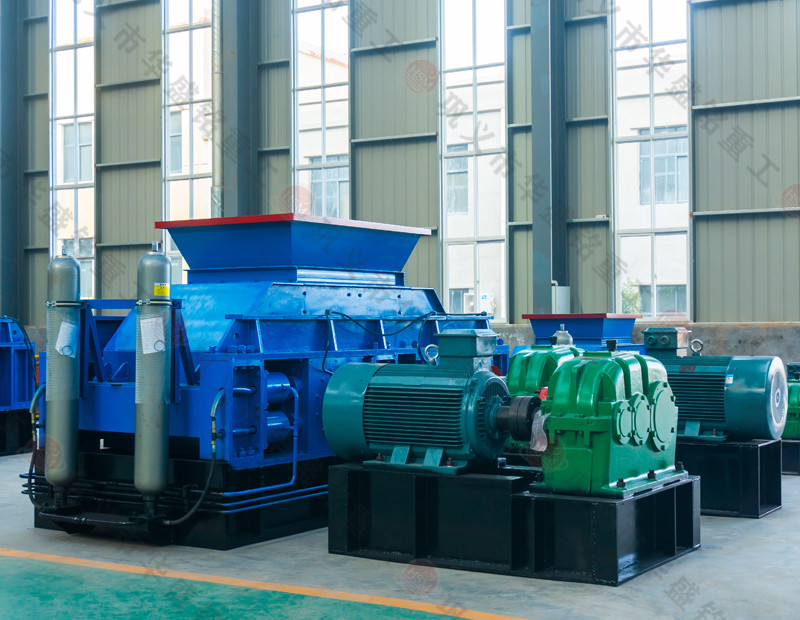 時產(chǎn)50噸河卵石對輥破碎機價格是多少？廠家如何選擇？